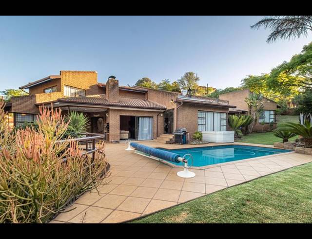 5 BEDROOM HOUSE FOR SALE IN NOORDHEUWEL